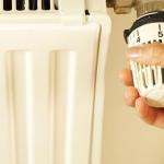Ciepło za grosze: sprytne sposoby na zimę bez wysokich rachunków