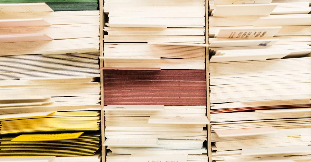 Domowe archiwum bez stresu: 21 trików, które ogarną Twoje papiery raz na zawsze