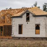 15 pomysłów na metamorfozę elewacji z deskami kompozytowymi — szybciej, czyściej, efektowniej