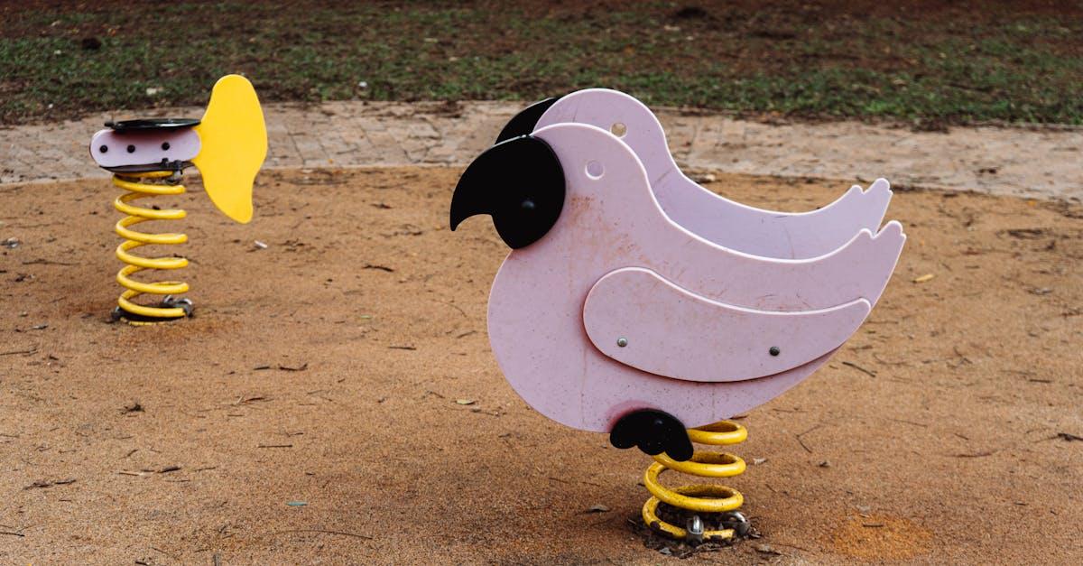 Piaskowy plac zabaw w ogrodzie: prosty przewodnik krok po kroku (bezpiecznie i niedrogo)