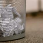 Kosz, który ułatwia życie w domu: 15 sprytnych pomysłów na porządek bez kompromisów